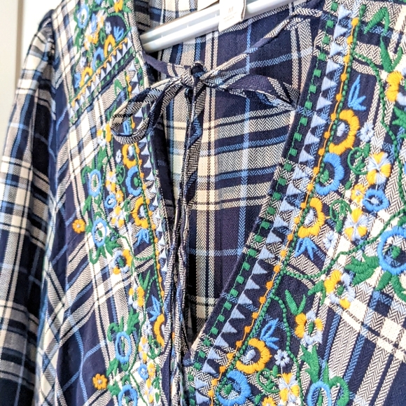 Westport Plaid Midi Dress Embroidered Floral - Picture 5 of 14